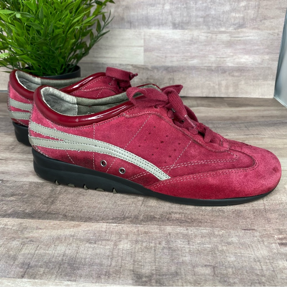 AEROSOLES - Red Sneakers - Size: 9W